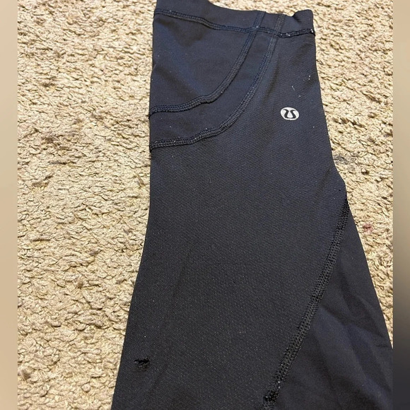 Lululemon adjustable tie Capri Leggings - Picture 6 of 8